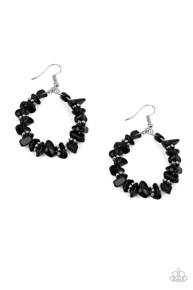 Paparazzi Earring ~ Going for Grounded - Black