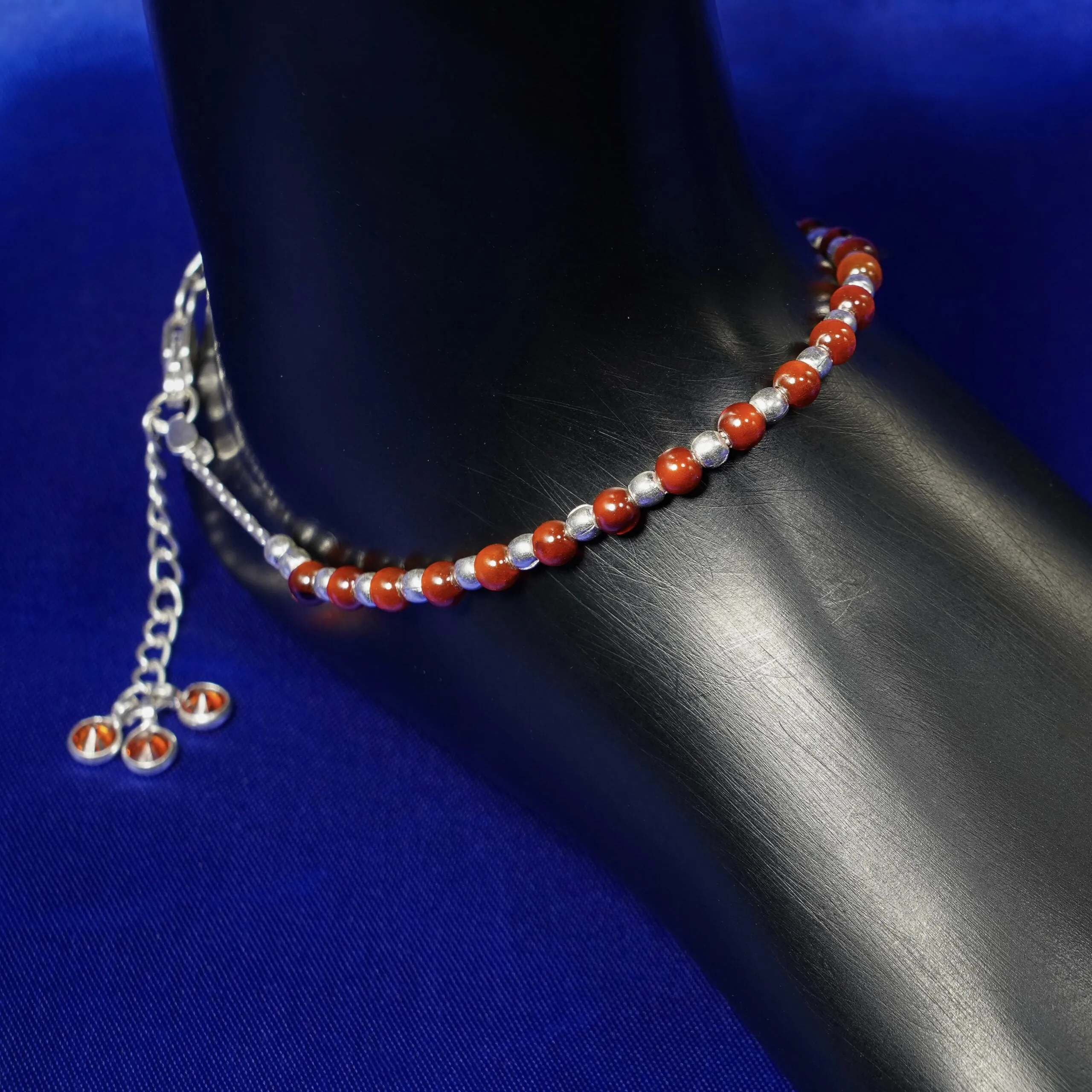 Red nazariya anklet