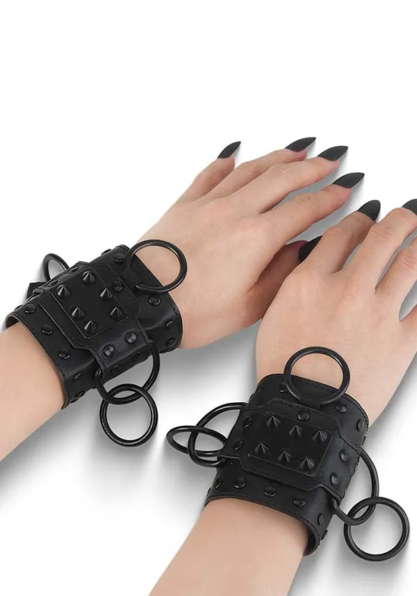 Wolf Spiked [DA-402] | WRIST CUFFS